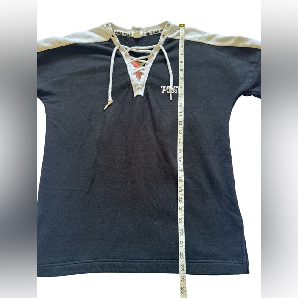 Victoria's Secret PINK Rose  Embroidered Floral Black White Sweater Size Small - Picture 12 of 13